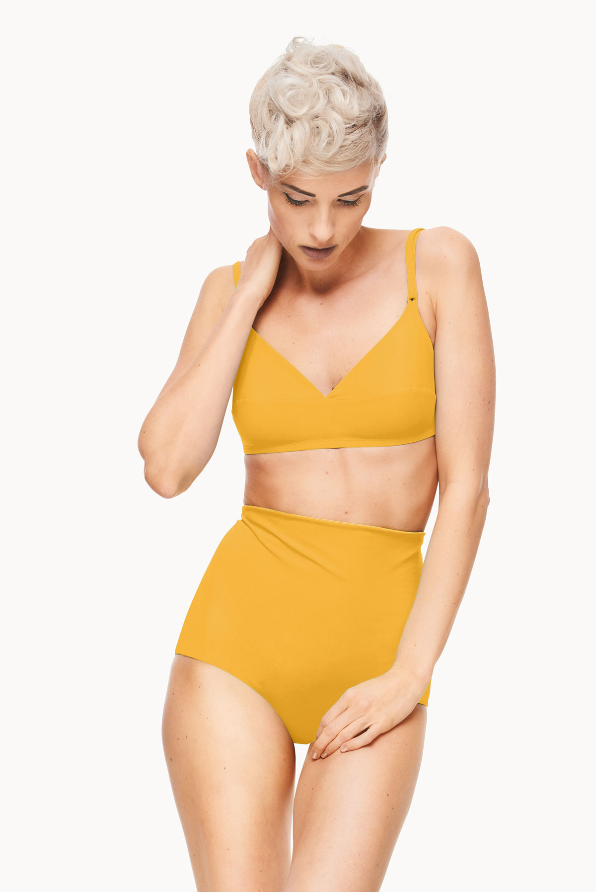 Nathalie Schweizer Bademode