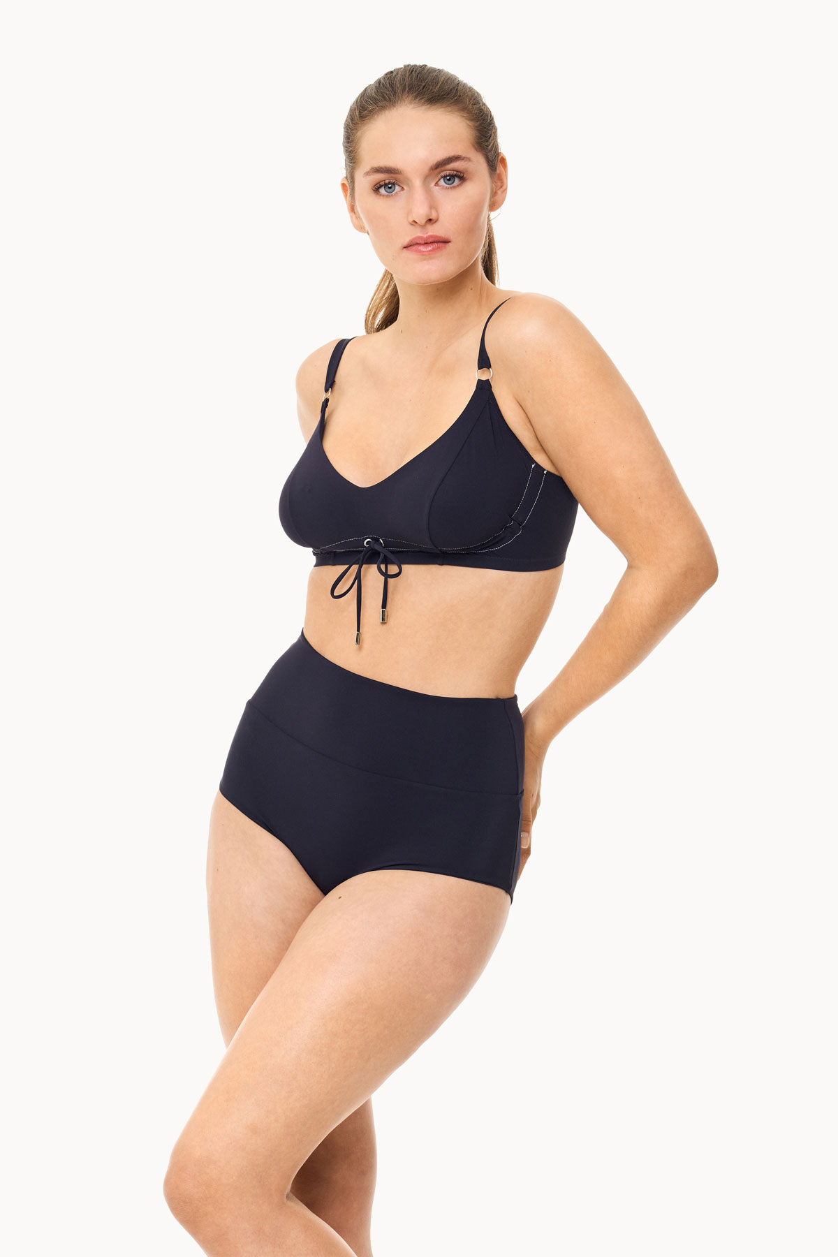 Nathalie Schweizer Bademode