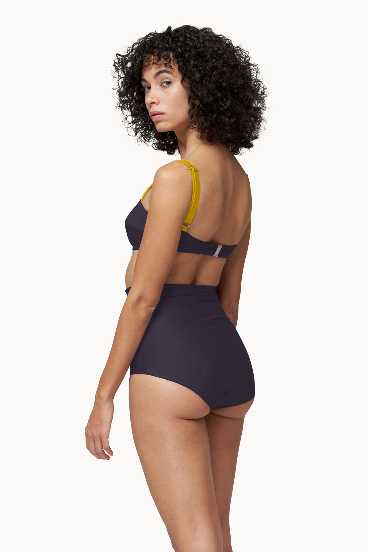 Nathalie Schweizer Bademode