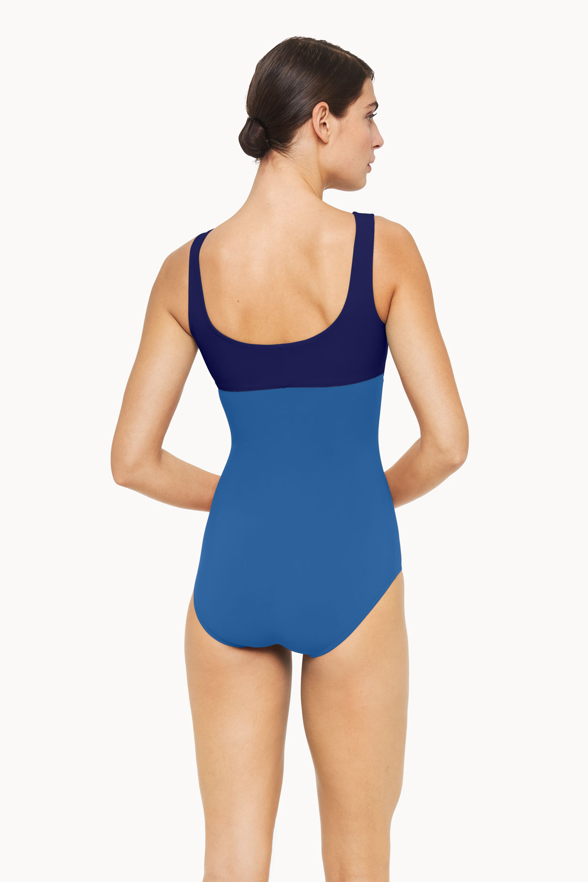 Nathalie Schweizer Bademode